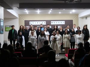 “Ayıplar Müzesi” Tiyatro Oyununa İlgi