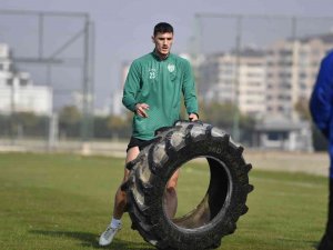 Bursaspor’a Hasan Ayaroğlu Ve Ertuğrul Kurtuluş’tan Sevindirici Haber