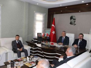 Bülent Arınç’tan Baydilli’ye Ziyaret