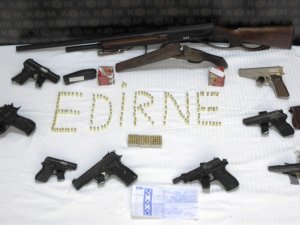 Edirne’de Organize Suç Örgütüne Yönelik Operasyon: 10 Gözaltı