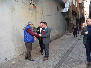 Bağlar Belediyesi, Semt Pazarının Kurulduğu Bölgeyi Hijyen Hale Getirdi