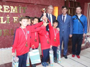 Milli Eğitim Müdürü Ciğer Şampiyonları Ağırladı