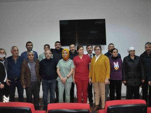 Kars’ta Öğretmenevi Çalışanları Kadro İstiyor
