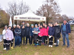 İ̇nönülü Sporcular Madalya İle Döndü