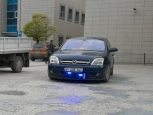Devlet Hastanesine Çakarlı Araçla Geldi, Ceza Yazıldı