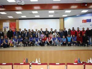 Korumasız Gençlerin Sporla Güçlendirilmesi Konuşuldu