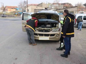 Oto Hırsızlık Ekiplerinden Motosiklet Ve Otomobil Denetimi