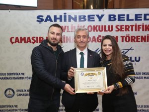 Evlilik Okulunda 421 Çift Daha Sertifikasını Aldı