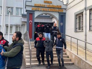 Kadınlara Zorla Fuhuş Yaptıran 12 Çete Üyesi Tutuklandı