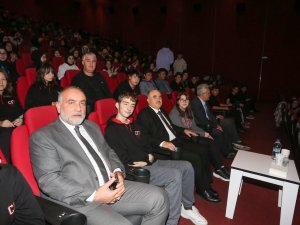 Samsun Protokolü Öğrencilerle ’Buğday Tanesi’ Filmini İzledi