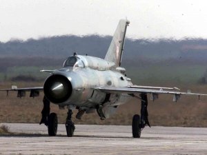 Hırvatistan’da Mig-21 Savaş Uçağı Düştü