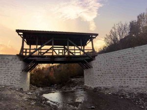 Yıkılmaya Yüz Tutan Tarihi Köprü, Restore Edildi