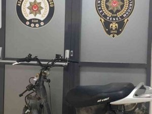 Araç Sahiplerinin Kabusu Haline Gelen Şebekeyi Polis Çökertti