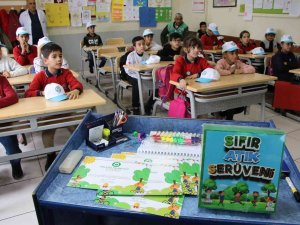 Çocuklar Hem Eğleniyor Hem Öğreniyor