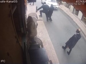 Taksim’de Dehşet Anları Kamerada: Ünlü Kadın Oyuncu Yayaların Arasına Daldı
