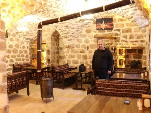 Mardin’de Bir Girişimci 500 Yıllık Evini Kafeye Dönüştürdü