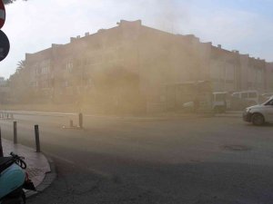 Sokağı Yoğun Duman Ve Koku Kapladı, Gerçek İse Sonradan Ortaya Çıktı