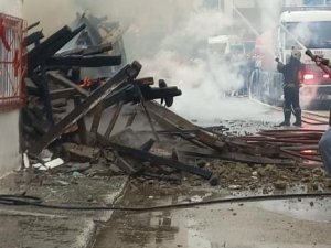 Bursa’da Bir Ev Alevlere Teslim Oldu