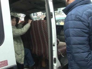Başakşehir’de Korsan Öğrenci Servisi Yakalandı