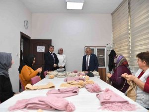 "İ̇yilik Örün" Projesi Halka Halka Yayılıyor