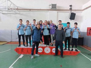 Bileklerin Gücüyle En Çok Madalyayı Toplayan Okul Oldular