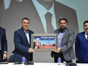 Ak Parti İ̇l Başkanı Dt. Ekrem Başaran: