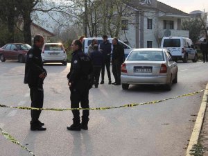 Husumetli İki Grubun Tartışması Olaylı Bitti: 3 Yaralı