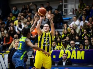 Fıba Kadınlar Avrupa Ligi: Fenerbahçe Alagöz Holding: 82 - Zvvz Usk Prag: 72