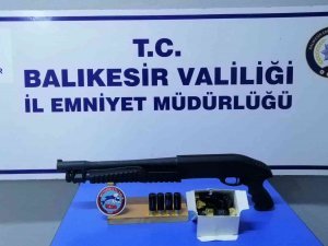 Balıkesir’de Aranan 62 Şahsa Gözaltı