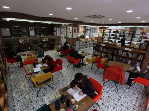 Efeler’den Kitap Bağışı Çağrısı