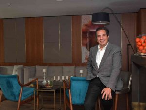 Tüzel: “Avrupalı Turistin Tercih Etmesi İçin Türkiye’yi Cazibe Merkezi Haline Getirmek Gerekiyor”