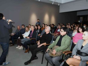 Ada Modern Sanat Galerisi, Okan Bayülgen’i Ağırladı