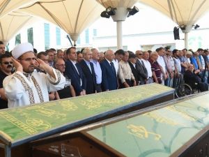 Chp Genel Başkanı Kılıçdaroğlu Cenaze Törenine Katıldı