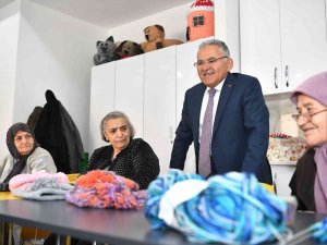 Başkan Büyükkılıç ’Ulu Çınarları’ Ziyaret Etti