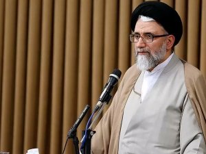 İ̇ran İ̇stihbarat Bakanı Hatip: "Macron, Cıa’nın Alt Kademeli Bir İstihbarat Unsuru Tarafından Yönetiliyor"