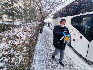 Boşanma Aşamasındaki Eşini 18 Yerinden Bıçaklayan Sanığa 13 Yıl 4 Ay Hapis Cezası