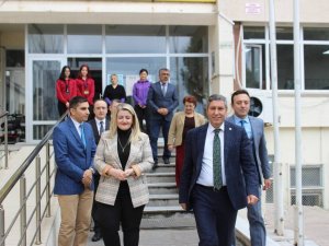 Öğrencilerin Yemekleri Meslek Lisesinde Hazırlanıyor