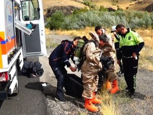 Afad Ekipleri Kimyasal Sızıntı Yaşanan Tıra Müdahale Etti
