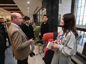 Selçuklu’da Yeni Nesil Şehir Kütüphanesi Faaliyetlerine Başladı