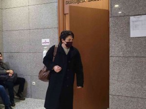 Oyuncu Ezgi Mola Taciz Davasında İfade Verdi
