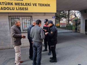 Başkent’te Polisten Okul Çevrelerinde Sıkı Denetim