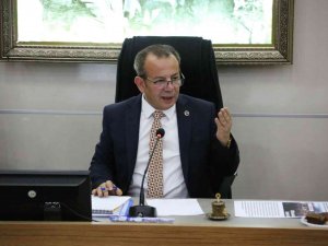 Chp’den İhraç Edilen Tanju Özcan Beraat Ettiğini Açıkladı