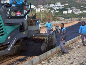 Yapımı Tamamlanan Mamadı Yolunda Asfalt Çalışması Başladı