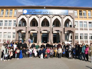 Düzce Belediyesi Depremin İzlerini Silmek İçin Sahada