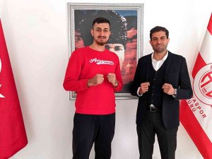 Mlli Tekvandocu Muhammet Recep Çetinkaya, Antalyaspor’da