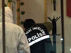 Esenyurt’ta Silahlı Saldırı: Restorana Sığınan Genç Bacağından Yaralandı