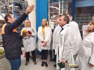 Rusya Heyeti Adana’daki Narenciye Tesislerini İnceledi