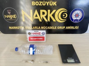 Bilecik’te 585,20 Gram Sıvı Metamfetamin Maddesi Ele Geçirildi