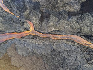Hawaii’deki Mauna Loa Yanardağı Ana Yol İçin Risk Oluşturmuyor
