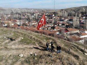 Gençlerin Türk Bayrağı Hassasiyeti Yoğun İlgi Gördü